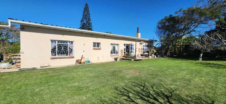 8 Bedroom Property for Sale in Mossel Bay Rural Western Cape